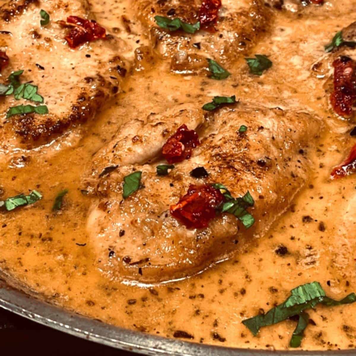 chicken-spicy-pasta-in a pan